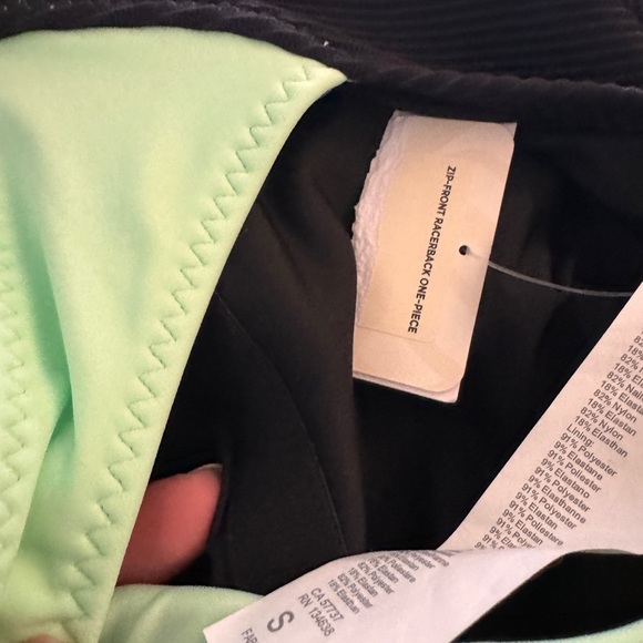 Fabletics Zip front racerback one piece Small - Picture 8 of 8